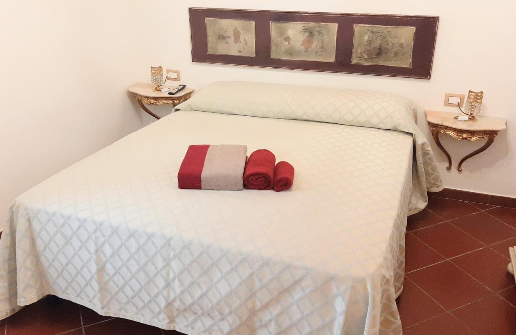 Casale Battaglini Bed & Breakfast Castelnuovo Cilento Exterior foto