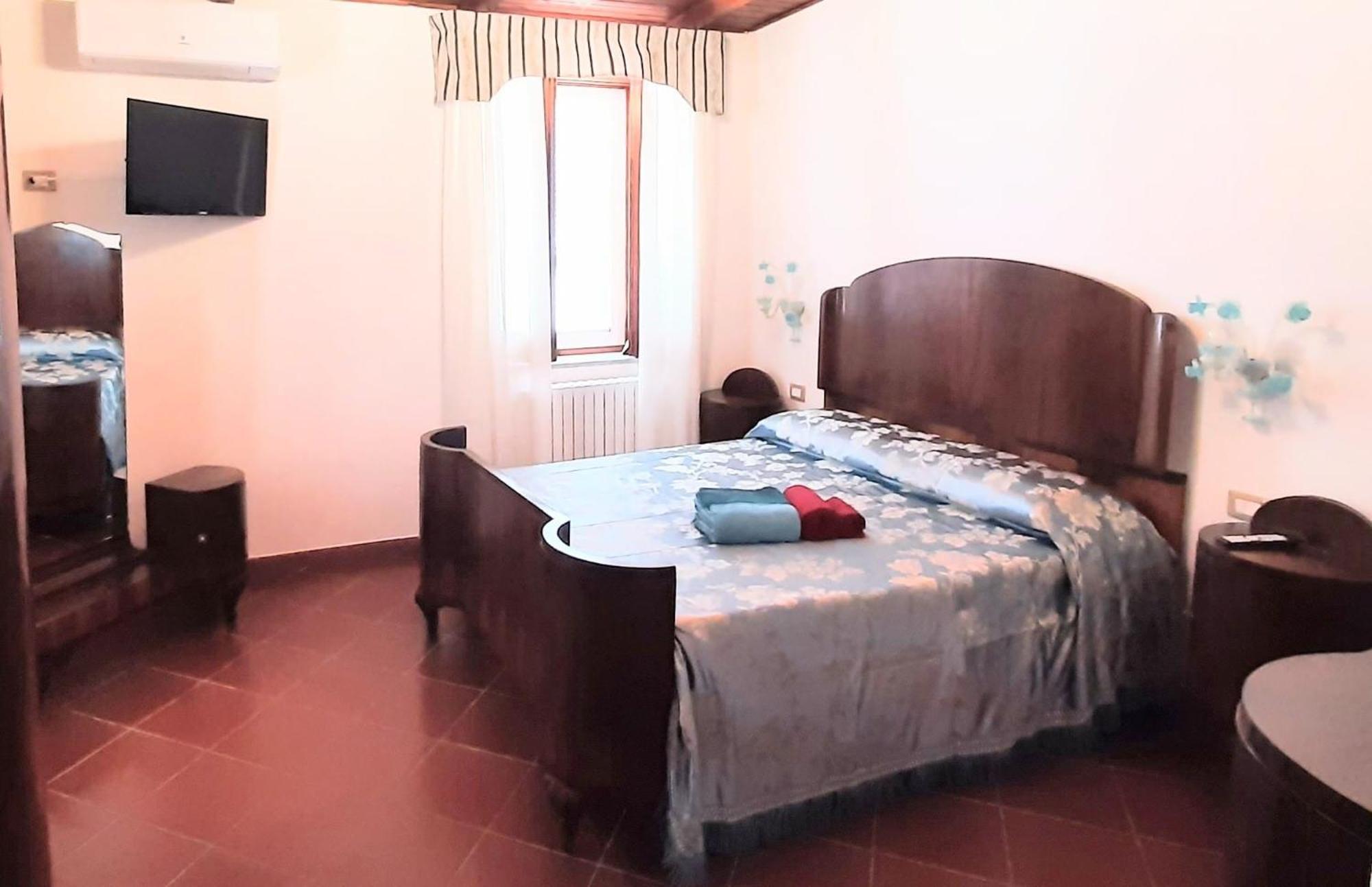 Casale Battaglini Bed & Breakfast Castelnuovo Cilento Exterior foto